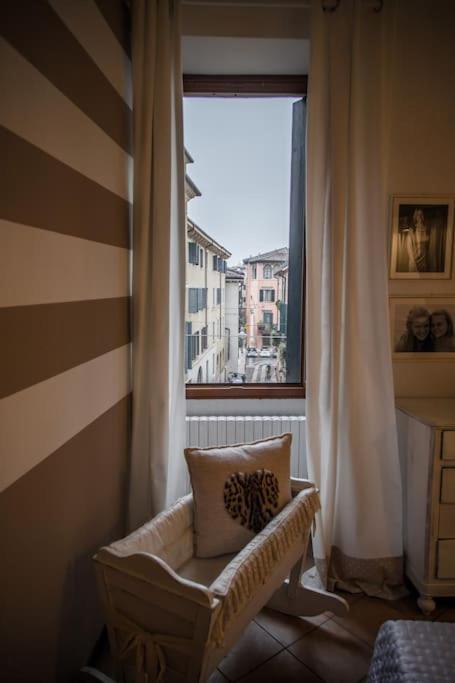 Piazza Erbe Luxury Apartment Verona Bagian luar foto